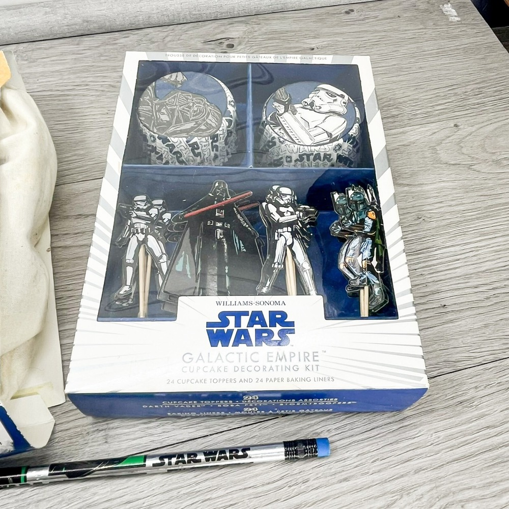Star Wars Cupcake Toppers & Pancake Molds Crate & Barrel William Sonoma NEW!!! - Picture 3 of 7